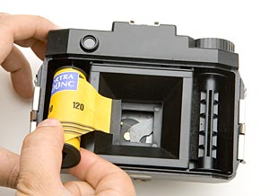 フィルムを左側に入れる