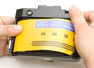 フィルムのたるみをとる