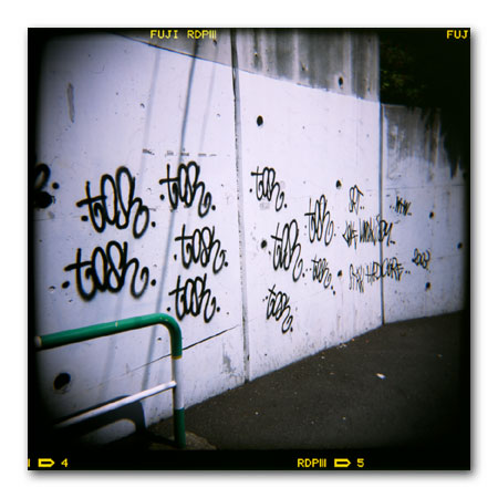 HOLGA写真2003 落書き